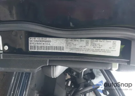 2024 Jeep Grand Cherokee L Limited 4X4 from USA, damaged, VIN 1C4RJKBG8R8600953